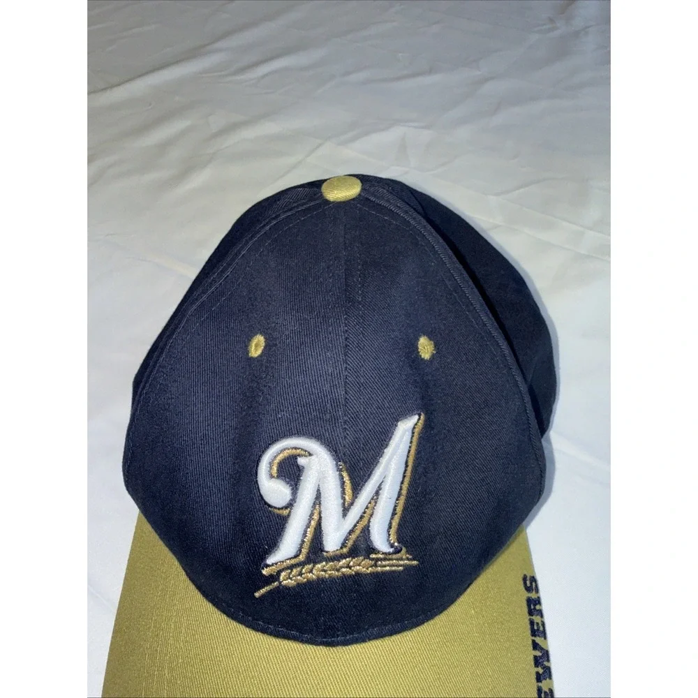 Milwaukee Brewers Hat Cap Mens One Size Blue Tan MLB Baseball